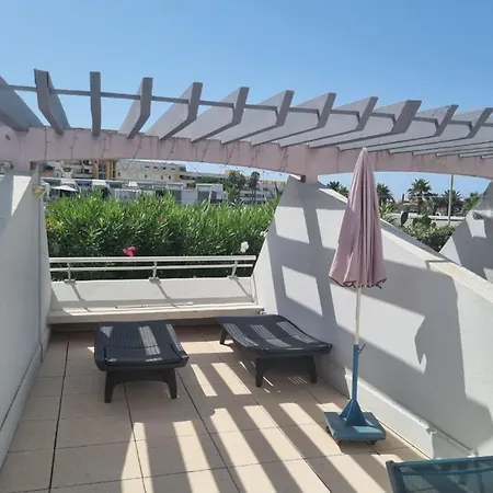 Апартаменты Le Venitien Port Ambonne Агд